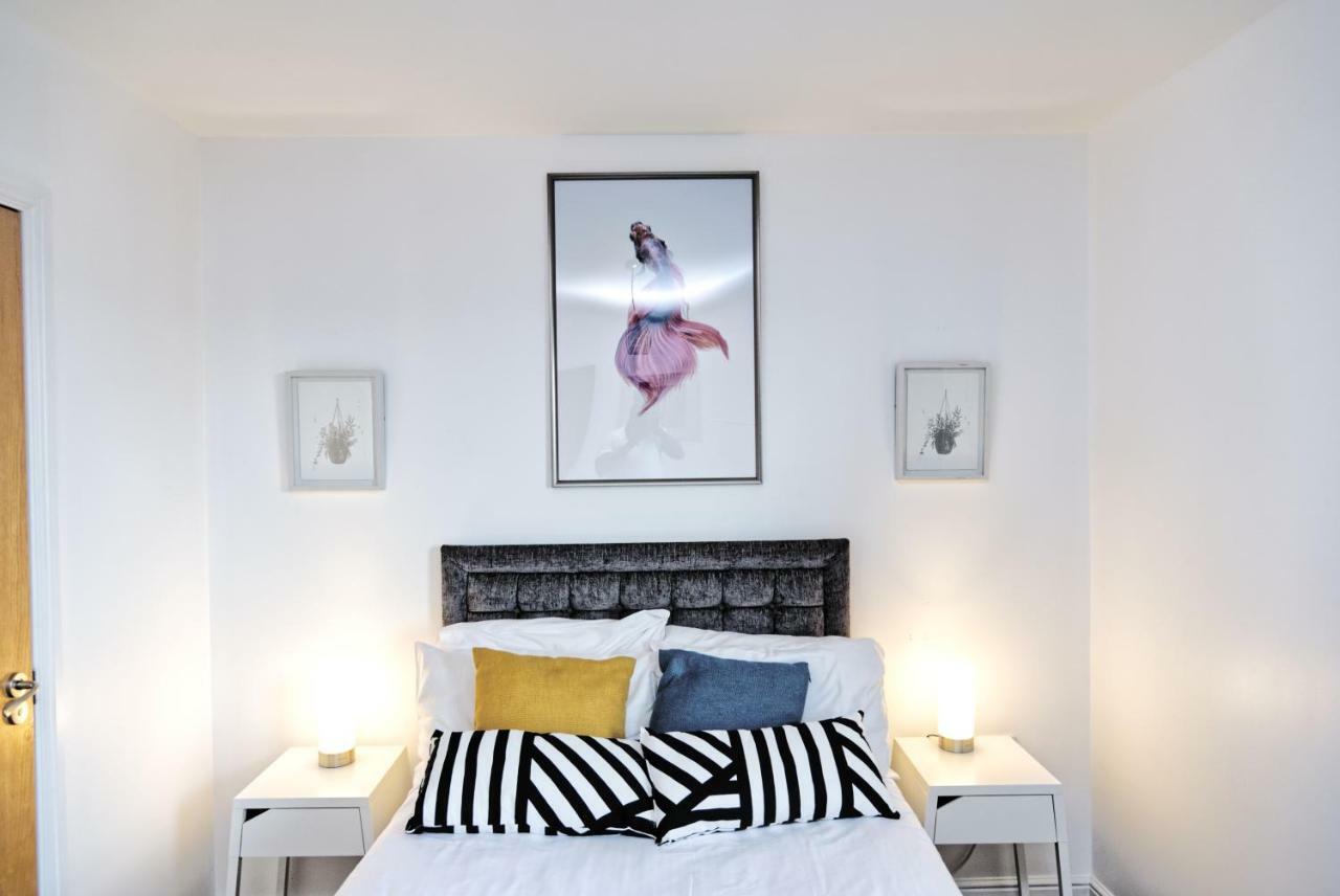 The Pent House - Lushio Apartments Northampton Buitenkant foto